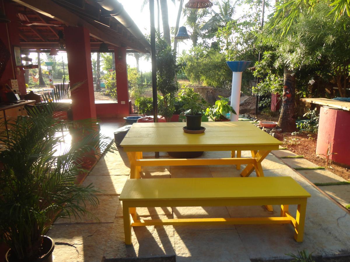 The Yuppi Hippi Female Hostel Anjuna Eksteriør bilde