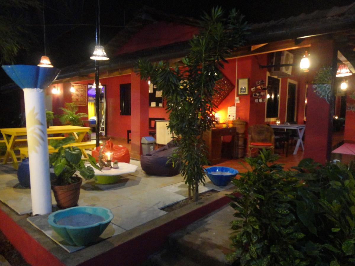 The Yuppi Hippi Female Hostel Anjuna Eksteriør bilde